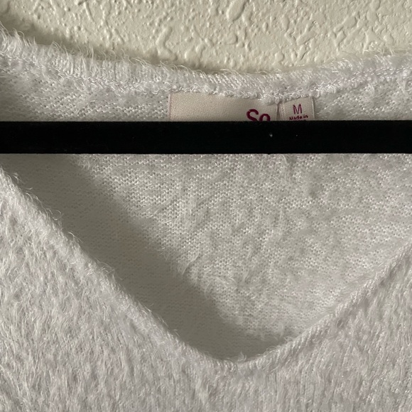 White long sleeve top - Picture 3 of 3